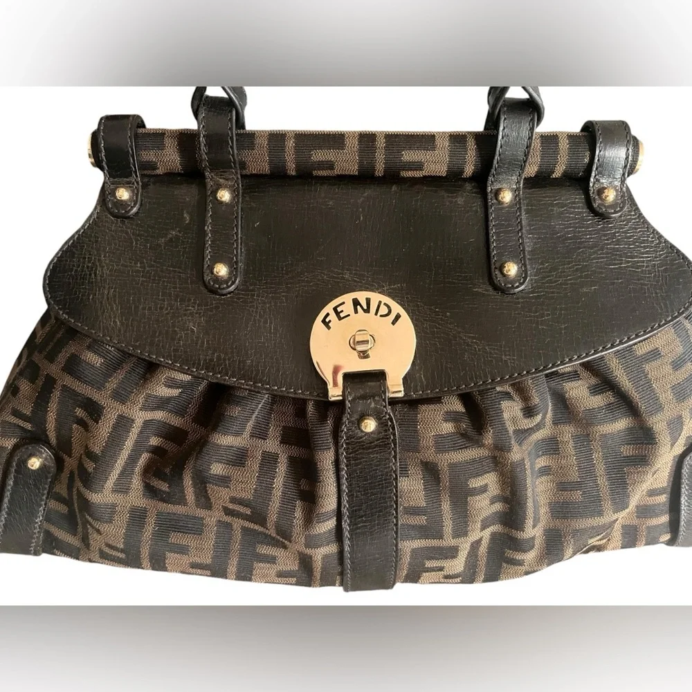 Vintage Fendi Magic Bag - Picture 3 of 16